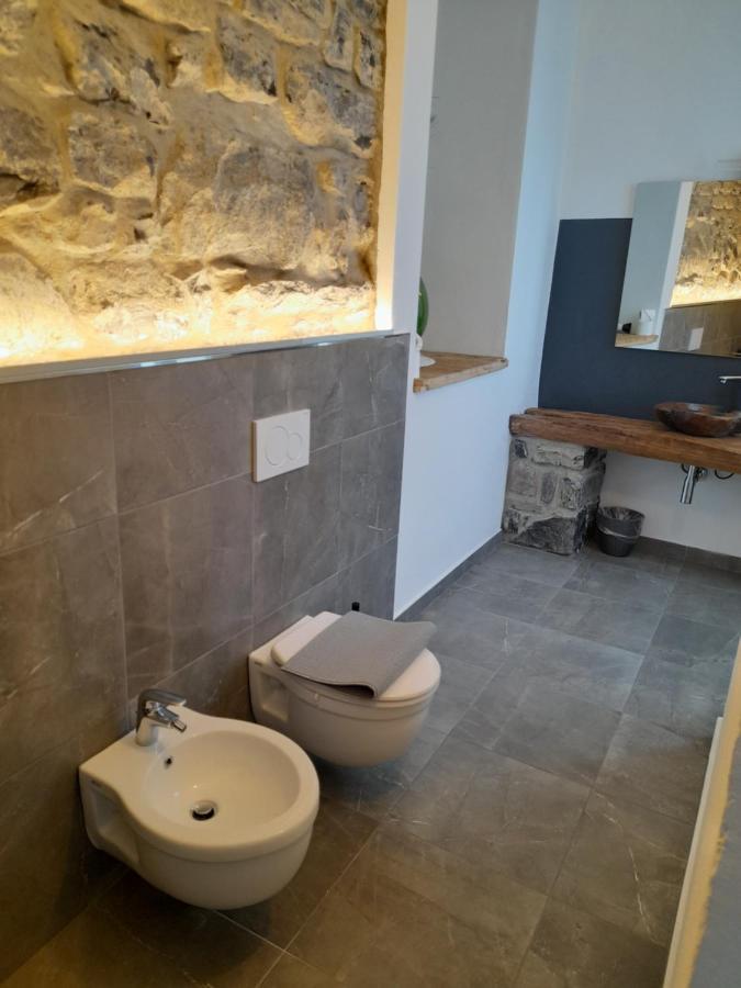 Lescen White Residence - Swimming Pool Lezzeno Bagian luar foto